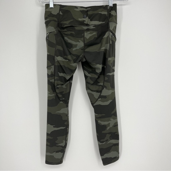 Athleta Camo Contender Leggings Olive Green Powerlift Small Yoga Run Gym Cropped - Picture 10 of 10